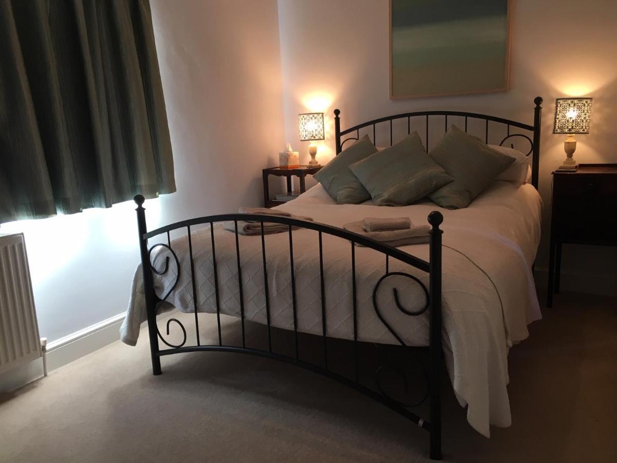 צ'יצ'סטר 5 Charlton Mill Way B&B חדר תמונה