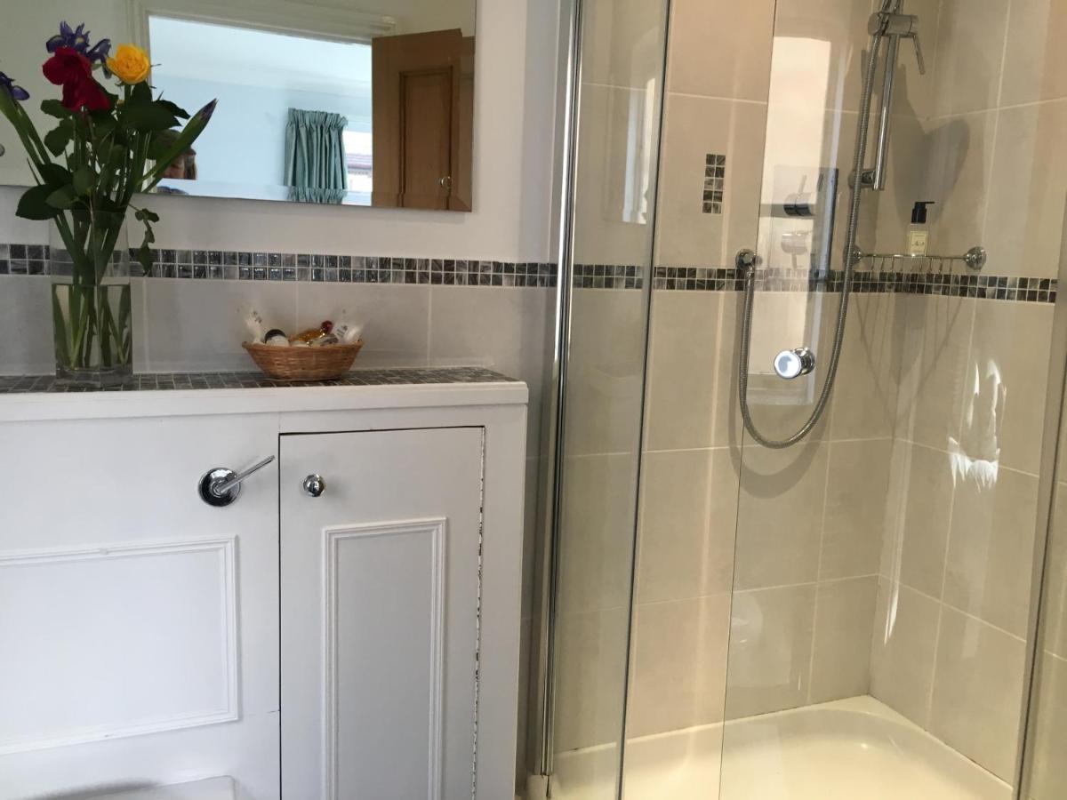 צ'יצ'סטר 5 Charlton Mill Way B&B חדר תמונה